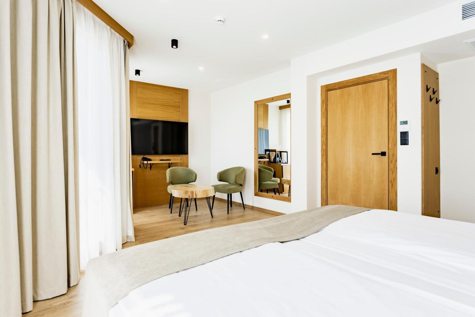 Natura All Seasons Boutique Hotel Burgas City Exterior foto